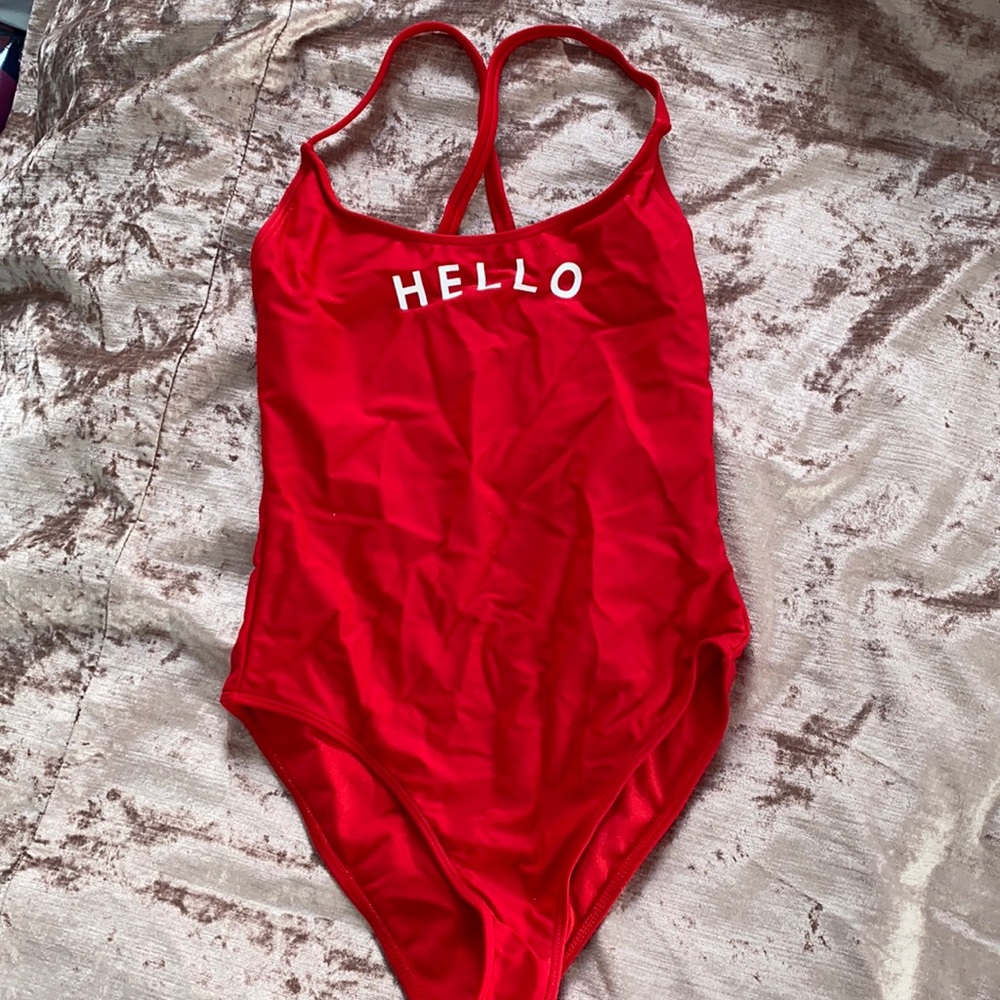 Forever 21 NEVER WORN swimsuit size S